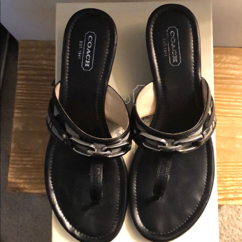 Sandals - Picture 3 of 3